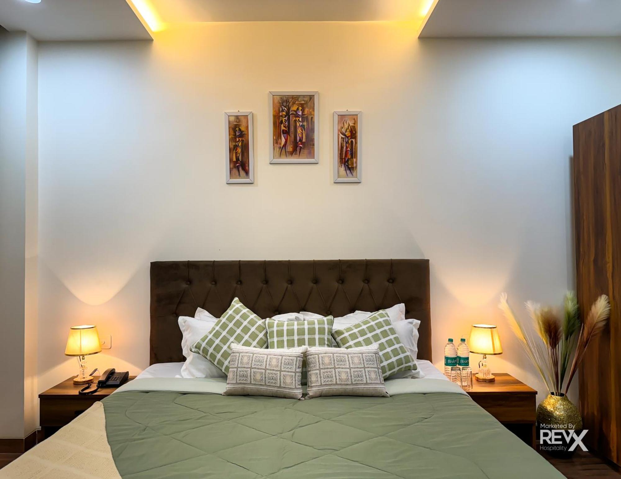 Guru Sadan A Luxe Stay Ayodhya Extérieur photo